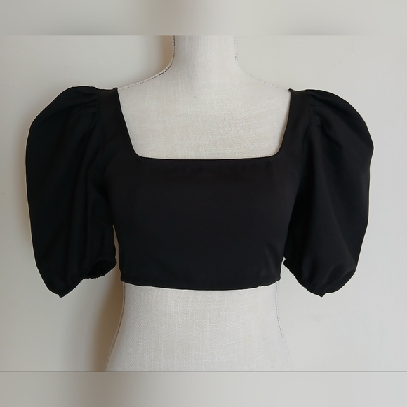 Missguided Tops - Missguided Black Cropped Puff Sleeve Top